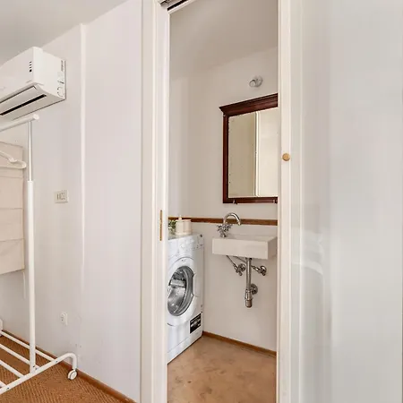 Lungarno Guicciardini Apartmán
